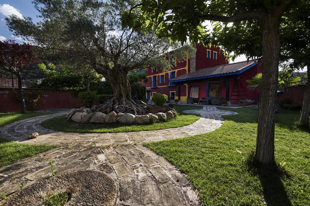 Gasthaus Valle Del Rio Piedra Carenas Exterior foto